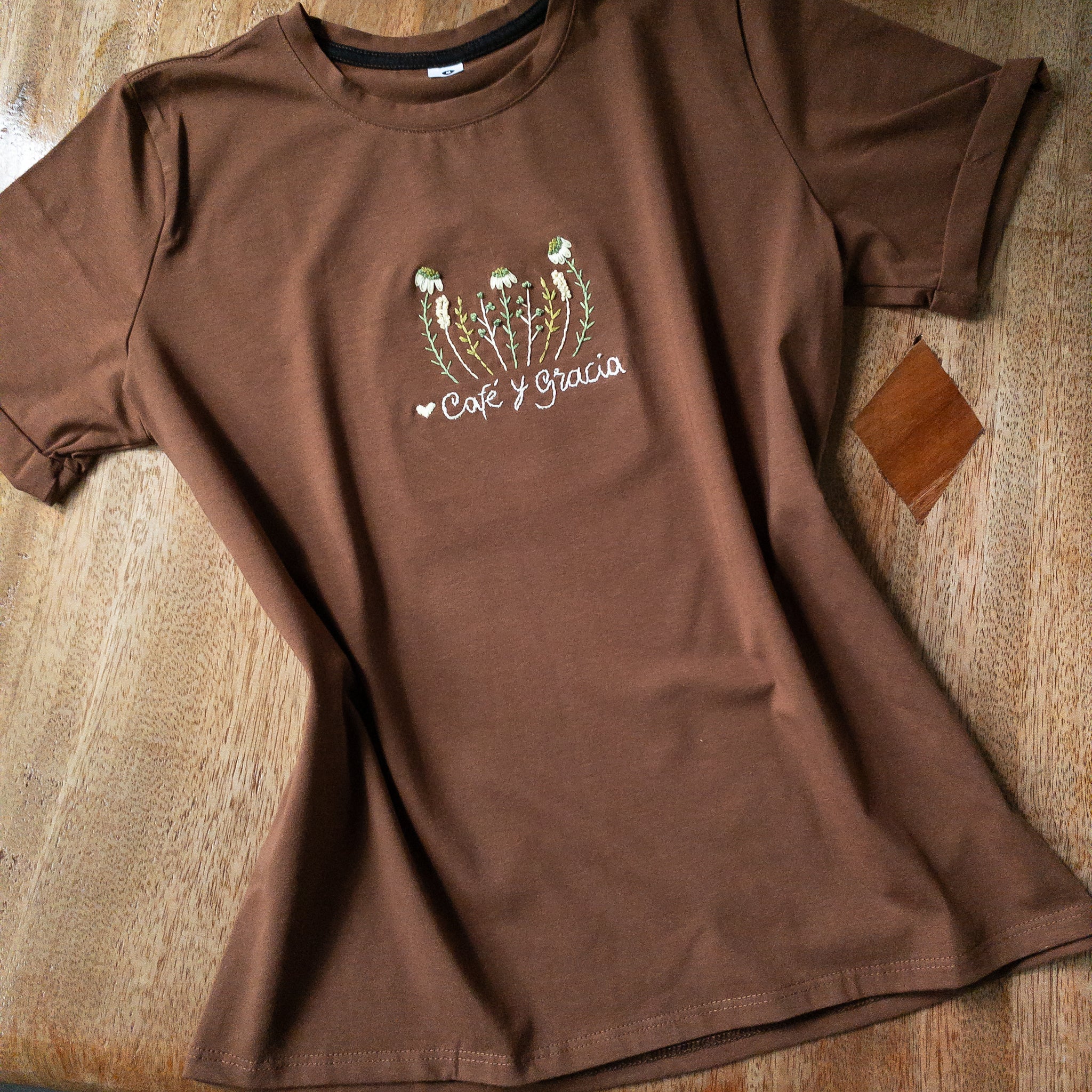 Camiseta Café y Gracia