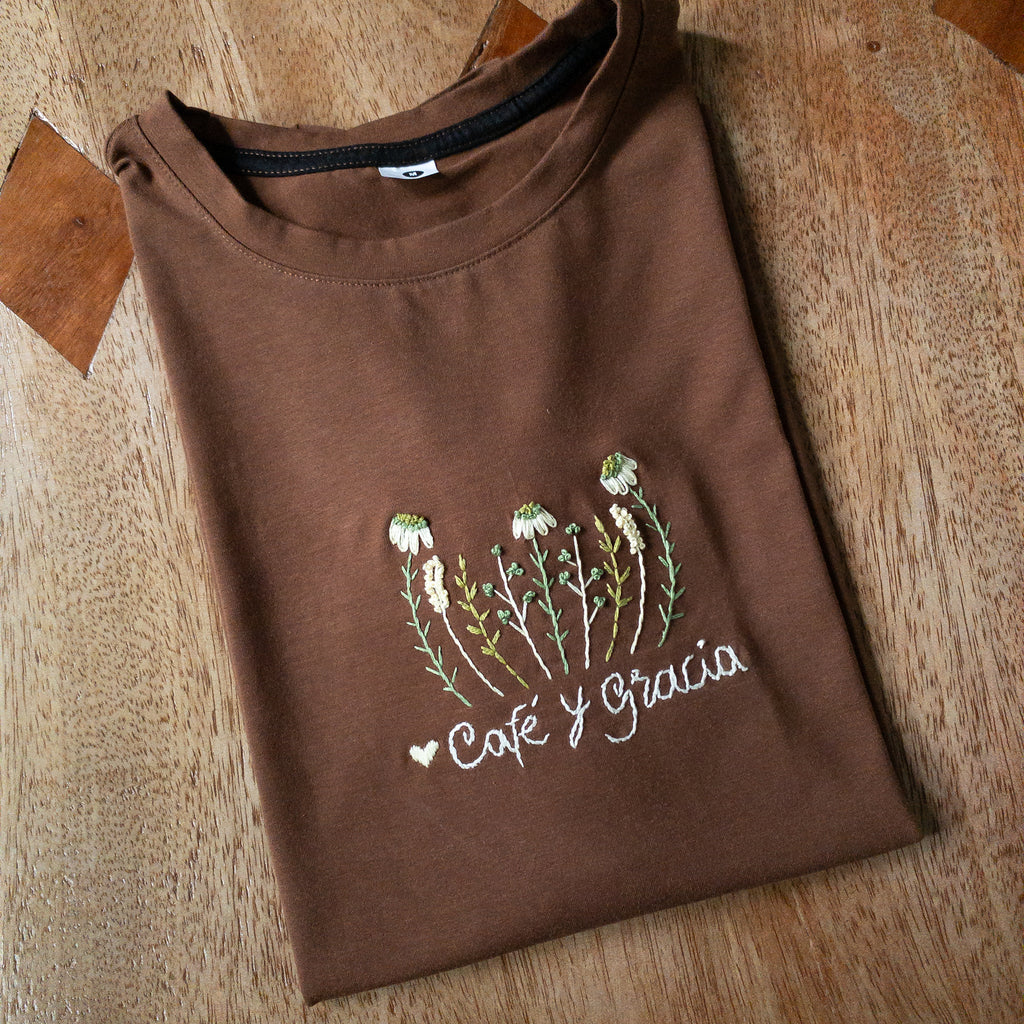Camiseta Café y Gracia